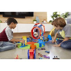 Hot Wheels Monster Trucks Launch & Bash Play Set with Launcher & 4 Crushed Cars