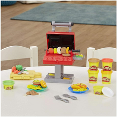 Play-Doh Kitchen Creations Grill N Stamp Playset with Modelling Dough