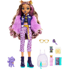 Monster High Clawdeen Wolf Core Doll with Pet Dog Crescent