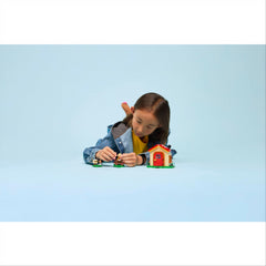 Lego Animal Crossing 77058 Goldie Cosy House