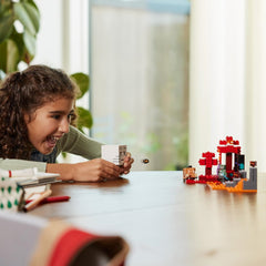 Lego Minecraft 21255 Nether Portal Ambush Playset with Steve & Blaze