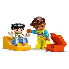 Lego Duplo 10447 Ambulance & Driver Construction Playset