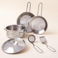 KidKraft Deluxe Metal Cookware Set with Toy Food Pots and Pans