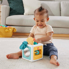 Fisher-Price Pretend Tissue Box Baby Sensory Toy for Tissue Fun Activity Cube