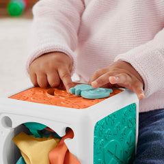 Fisher-Price Pretend Tissue Box Baby Sensory Toy for Tissue Fun Activity Cube