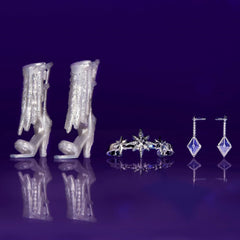 Disney Drozen Princess Style Series Holiday Elsa Doll Fashion Doll & Accessories