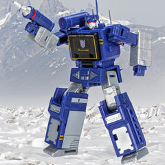 Transformers Soundwave Legacy Core Class Action Figure