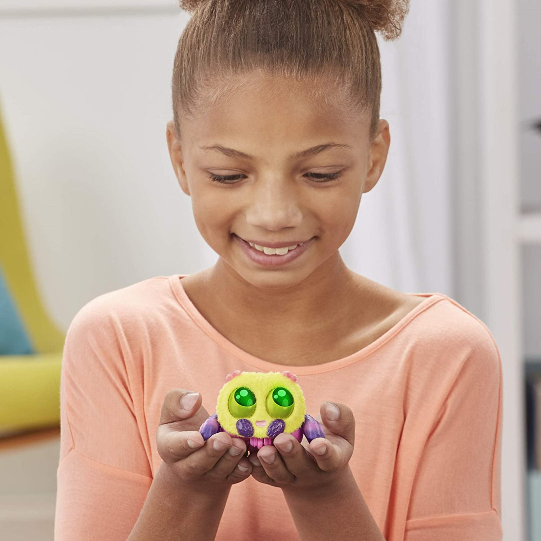 Yellies Voice Activated Electronic Pet - Lil’ Blinks - Maqio