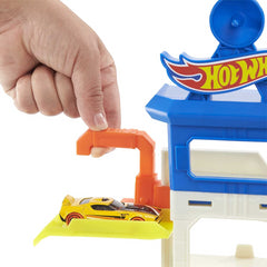 Hot Wheels City Attacking Shark Escape Playset