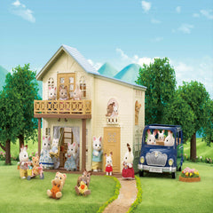 Sylvanian Families Hillcrest Home Doll House Gift Set - Maqio