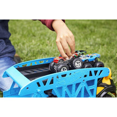 Hot Wheels Monster Trucks Mover With 3 Trucks