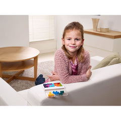 Smart games IQ XOXO Puzzle Game with 120 Challenges