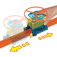Hot Wheels Track Builder Drone Lift-Off Pack