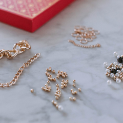 Make It Real Juicy Couture Chains & Charms Bracelet Making Kit 138 Pc