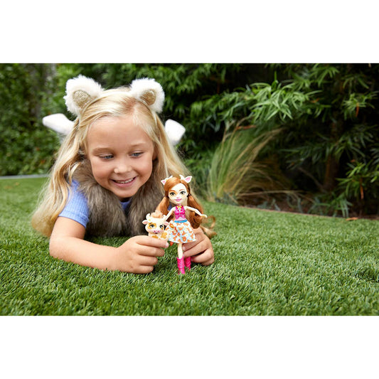 Enchantimals Cailey Cow Doll 6-Inch and Curdle Animal Friend Figure