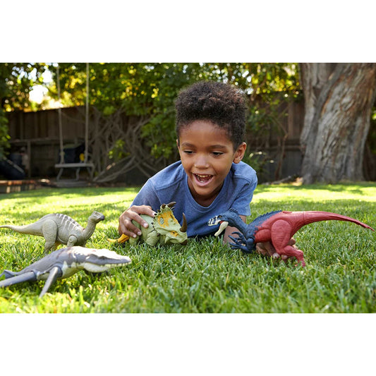 Jurassic World Dominion Roar Strikers Dinosaur Action Figure - Megaraptor