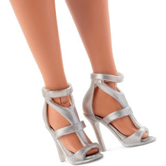 Barbie Signature Looks Doll Brunette