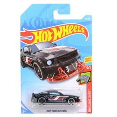 Hot Wheels Die-Cast Vehicle Ford Mustang 2005