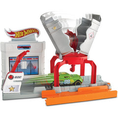 Hot Wheels Blaze Blast City Fold-Out Play Set - Maqio