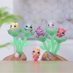 Hatchimals CollEGGtibles Spring Bouquet Random Random - Maqio