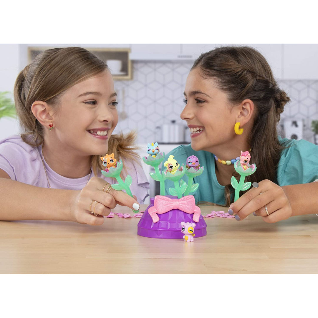 Hatchimals CollEGGtibles Spring Bouquet Random Random - Maqio