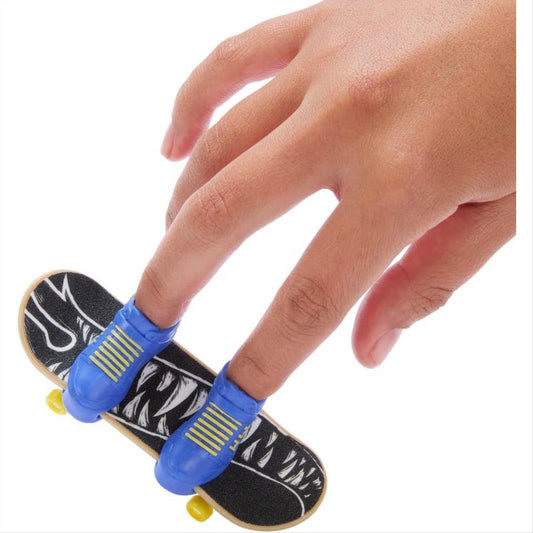 Hot Wheels Raccoon Roll Skate Singles