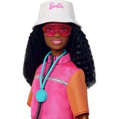 Barbie Family & Friends JJV60 BARBIE BROOKLYN Outdoor Adventures