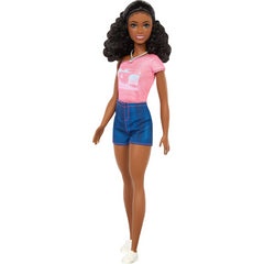 Barbie Mysteries JFV64 BARBIE BROOKLYN Beach Detectives