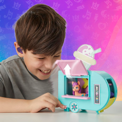 My Little Pony Sunny Starscout Smoothie Truck Playset