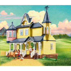 Playmobil 9475 DreamWorks Spirit Lucky's Happy Home Playset
