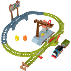 Thomas & Friends Paint Delivery Set with Motorized Thomas Toy