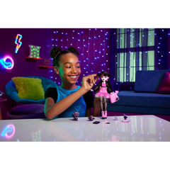 Monster High Draculaura Core Doll with Pet Bat-Cat Count Fabulous