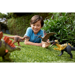 Jurassic World Kentrosaurus Wild Roar Dinosaur Action Figure