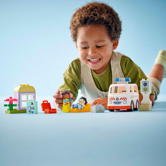 Lego Duplo 10447 Ambulance & Driver Construction Playset