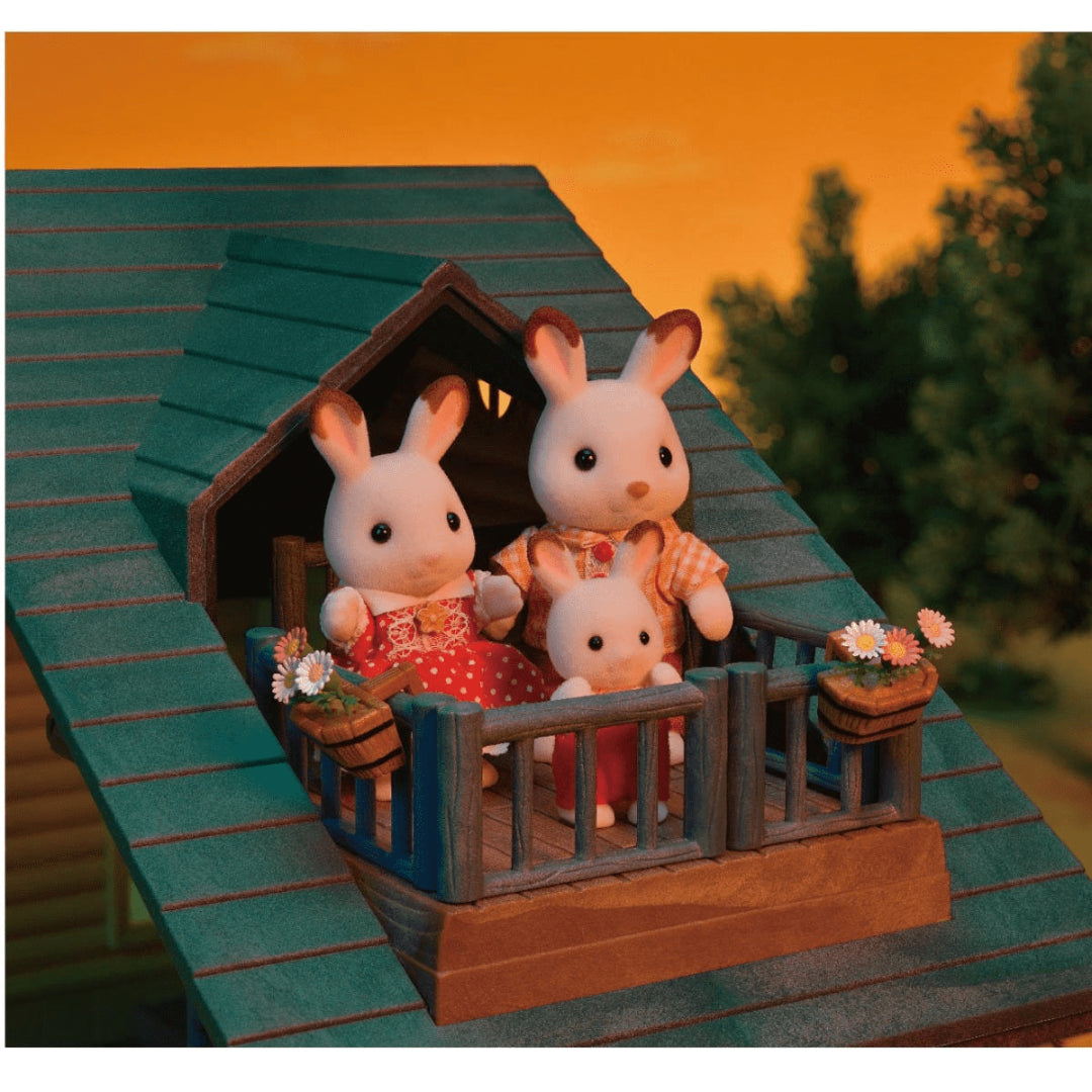 Sylvanian Families Log Cabin Playhouse Gift Set with Green Roof - Maqio