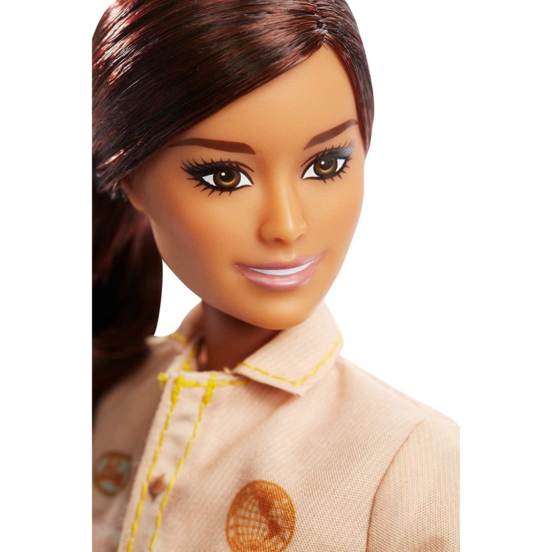Barbie Wildlife Conservationist Doll GDM48 - Maqio