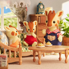 Sylvanian Families - Highbranch Giraffe Family 5639