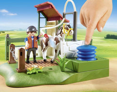 Playmobil Country Horse Grooming Station with Functional Water Pump 6929