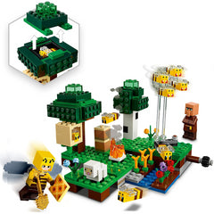 Lego Minecraft The Bee Farm Village Building Set with Figures 21165