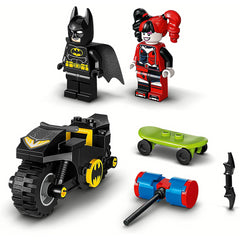 Lego DC Batman Versus Harley Quinn Superhero Set 76220