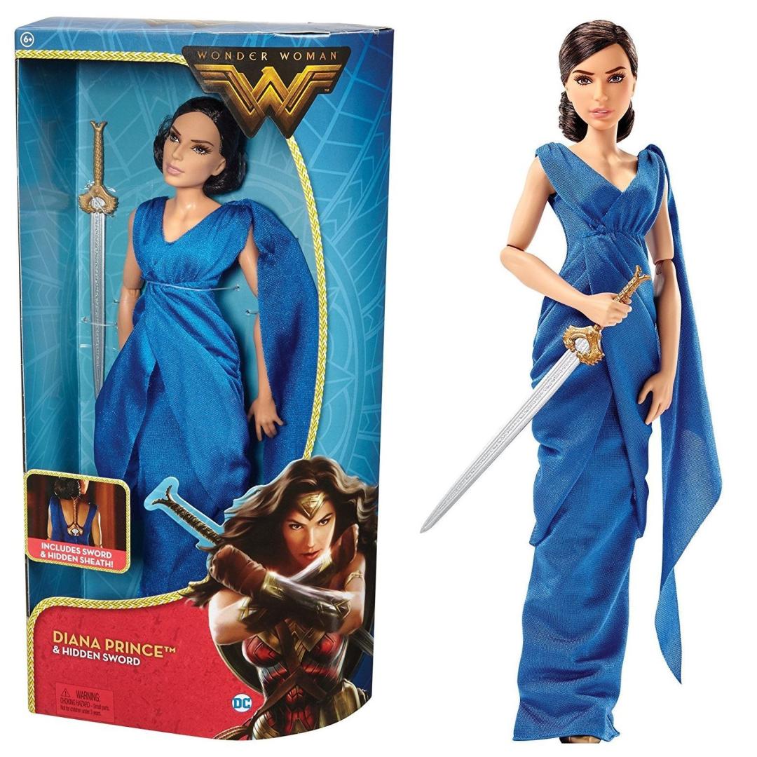 DCÂ Comics Wonder Woman FDF36 Diana Prince and Hidden Sword Doll Mattel - Maqio