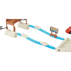 Disney Pixar Cars Fireball Beach Water Action Track Playset & Lightning McQueen