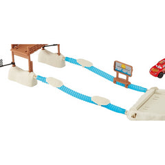 Disney Pixar Cars Fireball Beach Water Action Track Playset & Lightning McQueen
