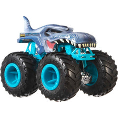 Hot Wheels Monster Trucks Demolition Doubles MotoaURUS VS Mega Wrex