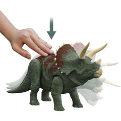 Jurassic World Dominion Road Strikers Action Figure - Triceratops