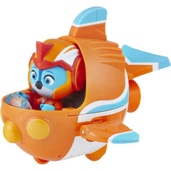 Top Wing Swifts Flash Wing Figure and Vehicle