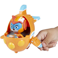 Top Wing Swifts Flash Wing Figure and Vehicle