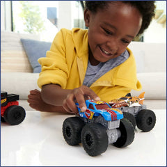 Hot Wheels Monster Trucks Roarin' Wreckers Bone Shaker Truck