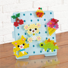 Aquabeads Beginners Carry Case with 900 Multicoloured Beads in 24 Colours