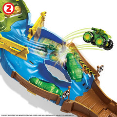 Hot Wheels Monster Trucks Wreckin Raceway Playset